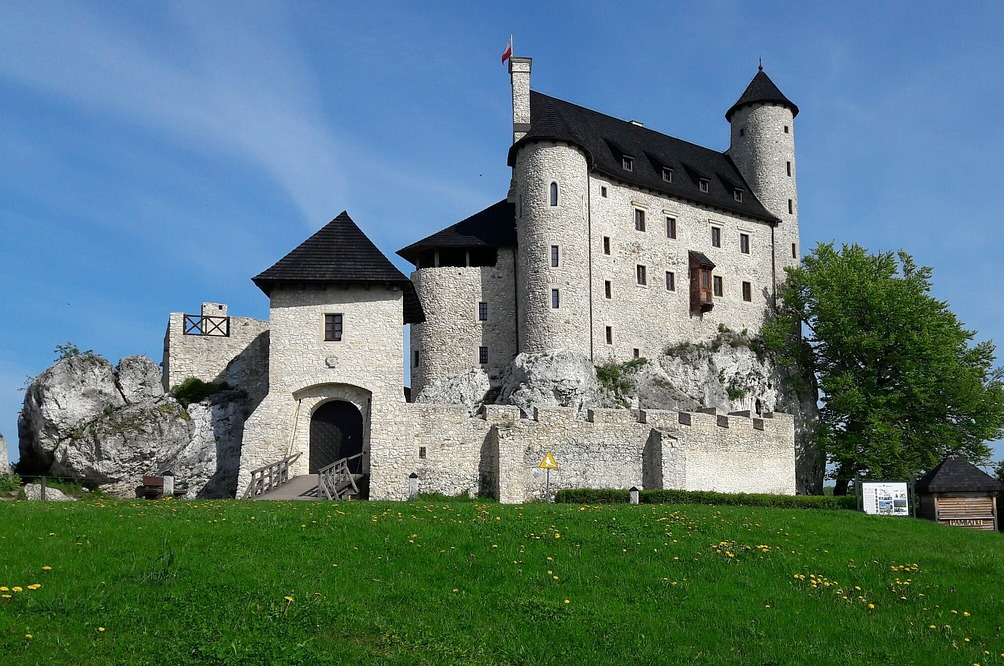 Mniej znane zamki i pałace województwa śląskiego. Co warto zwiedzić?