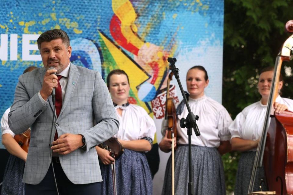 Tydzień Kultury Beskidzkiej. Muzyka, taniec i folklor z całego świata - galeria