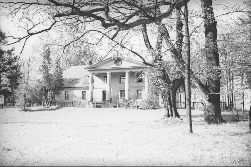 Pszczyna: Dwór Ludwikówka 1937/fot. NAC