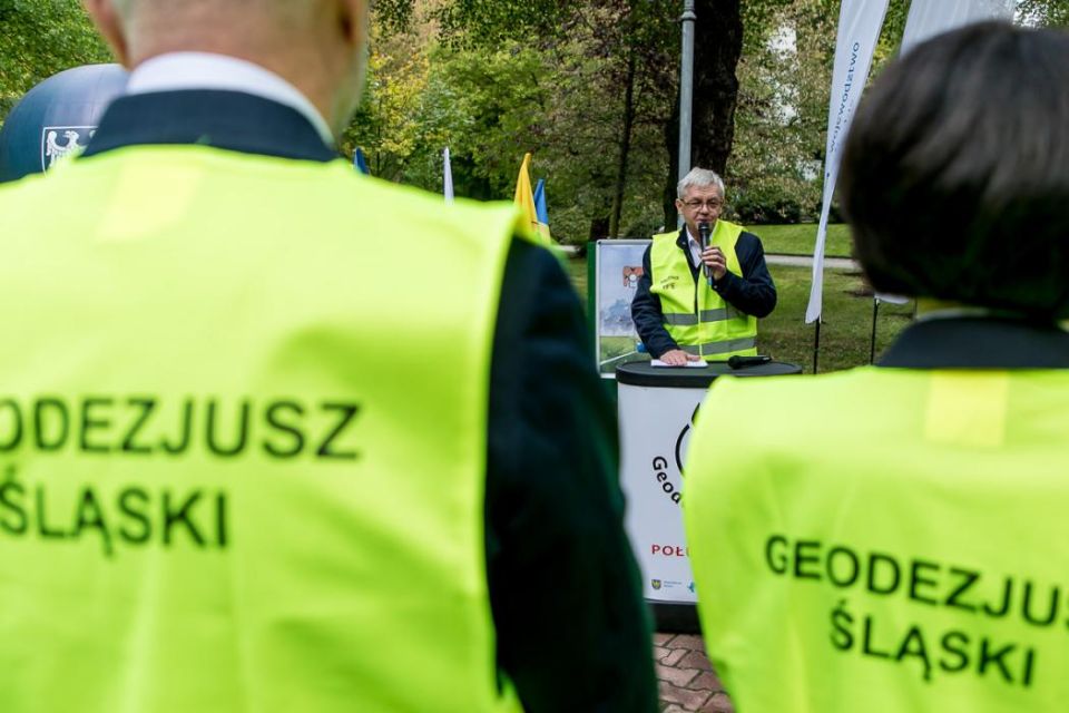 Bebok Geodezjusz wyznaczył Południk 19°E - galeria