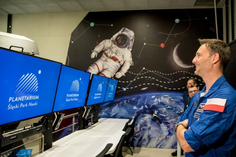 Kosmiczny bohater w Planetarium Śląskim - galeria