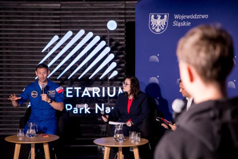 Kosmiczny bohater w Planetarium Śląskim - galeria