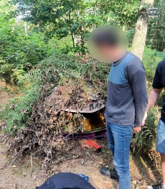 Zatrzymany poszukiwany przez kilka miesięcy mężczyzna, ukrywał się w lesie - galeria