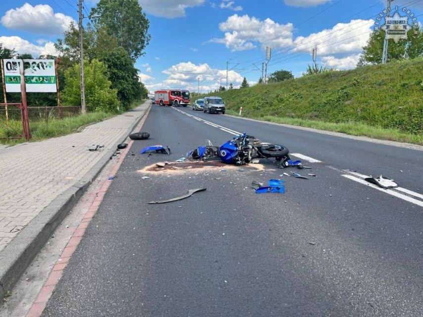 Śmiertelne zderzenie motocykla z busem na ulicy Częstochowskiej - galeria