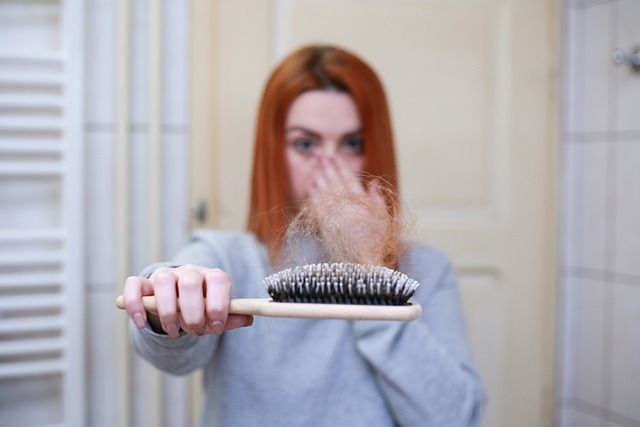 Jak leczy się wypadanie włosów? Kiedy możemy zdecydować się na przeszczepianie włosów? - galeria