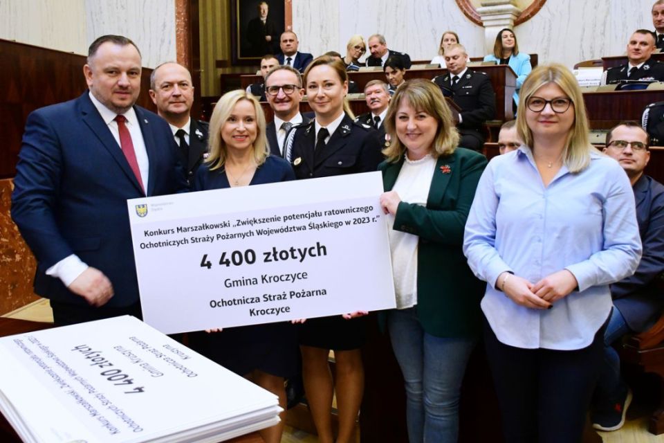 Śląskie inwestuje w bezpieczeństwo. 53 gminy otrzymają wsparcie - galeria