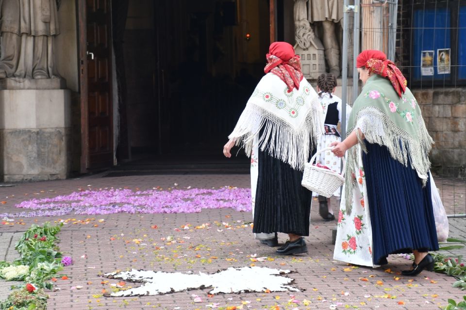 Procesja Bożego Ciała w Świętochłowicach - Lipinach przeszła do historii. Nie zabrakło tradycji i folkloru! - galeria