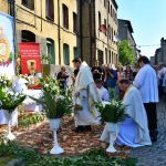 Procesja Bożego Ciała w Świętochłowicach - Lipinach przeszła do historii. Nie zabrakło tradycji i folkloru! - galeria