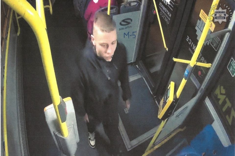 Brutalne pobicie na rynku w Katowicach. Policja publikuje zdjęcia sprawców! - galeria