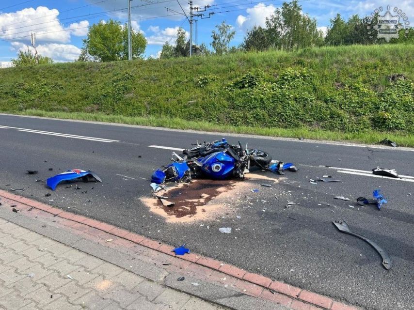 Śmiertelne zderzenie motocykla z busem na ulicy Częstochowskiej - galeria