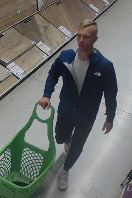 Kradzież w markecie w Katowicach. Rozpoznajesz tego mężczyznę? - galeria