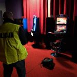 [FILM] Duże uderzenie w nielegalny hazard! Śledczy zlikwidowali 55 nielegalnych kasyn - galeria
