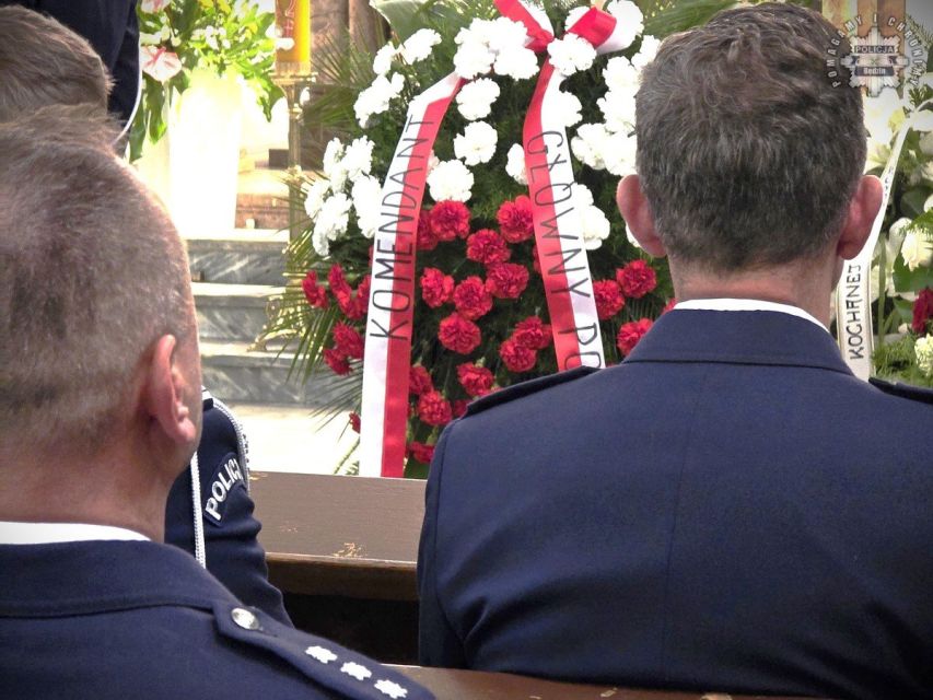 Ostatnie pożegnanie śląskich policjantów asp. szt. Iwony Bajan i podkom. Dariusza Stypuły - galeria