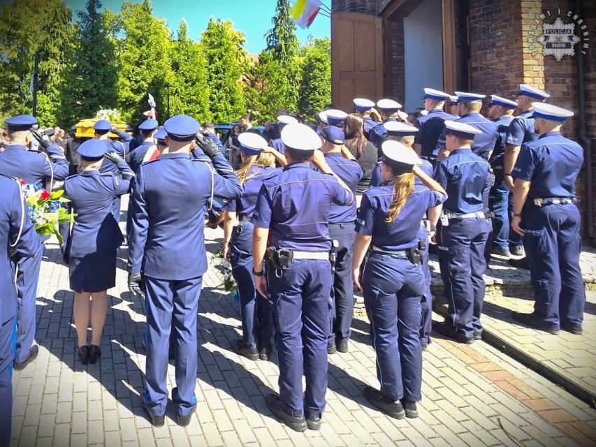 Ostatnie pożegnanie śląskich policjantów asp. szt. Iwony Bajan i podkom. Dariusza Stypuły - galeria