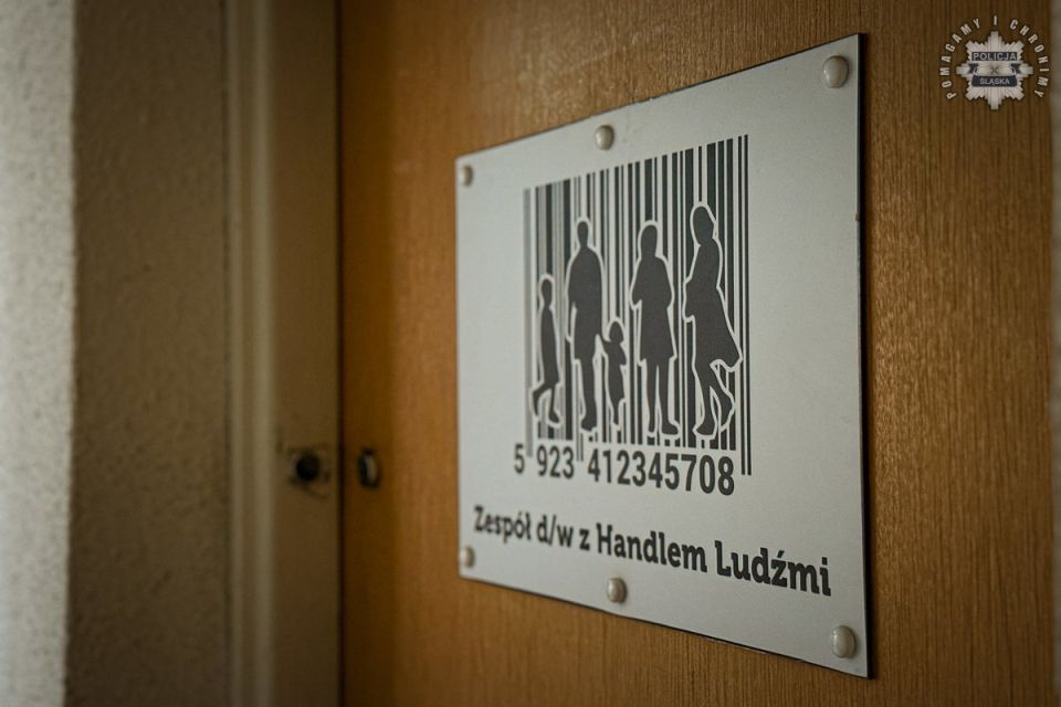 Agencja towarzyska w Rybniku zlikwidowana przez kryminalnych z KWP - galeria