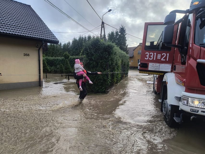 Intensywne opady deszczu sparaliżowały Śląsk. Tysiące interwencji strażaków - galeria