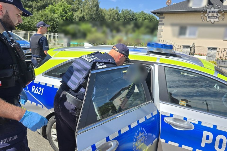Zatrzymano 34-latka podejrzanego o postrzelenie mieszkańca Iwanowic Małych - galeria