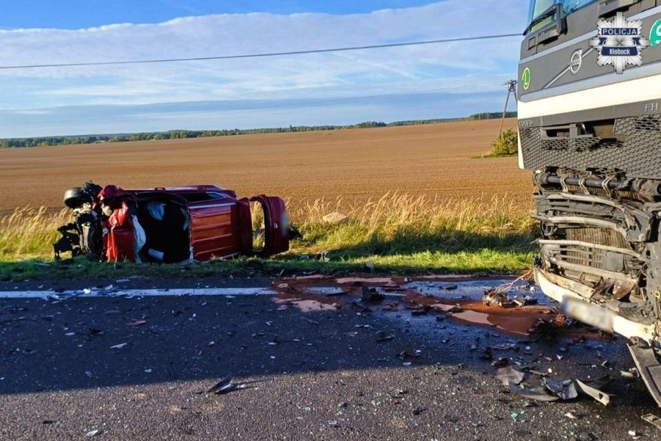 Czarny Alert Drogowy - Tragiczny wypadek w Kłobucku - galeria