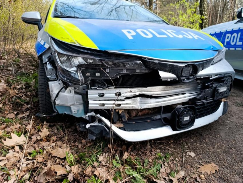 Pijany kierowca próbował rozjechać policjantów na A4 – padły strzały! - galeria
