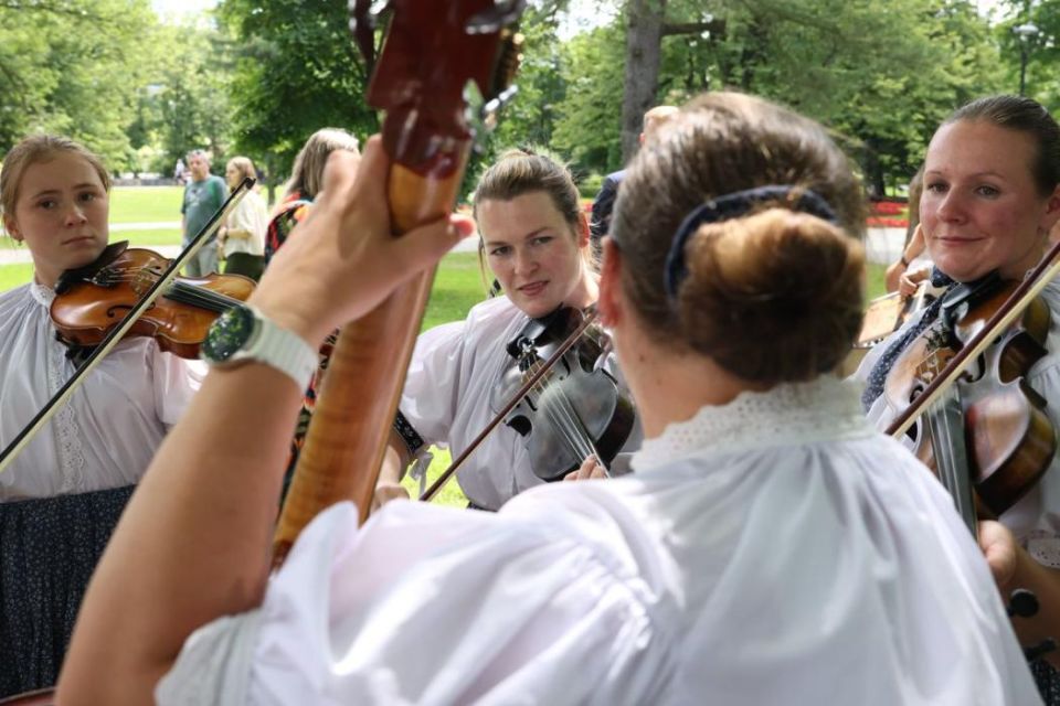 Tydzień Kultury Beskidzkiej. Muzyka, taniec i folklor z całego świata - galeria