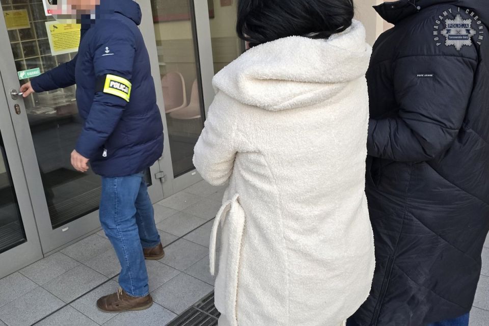 Z Egiptu do Tychów. Ogromna próba przemytu 43kg pseudoefedryny - galeria