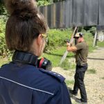 Rudzcy policjanci doskonalą umiejętności strzeleckie w trudnych warunkach - galeria
