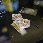Śląska KAS uderza w nielegalny hazard w Częstochowie. Mundurowi zabezpieczyli 7 automatów! - galeria