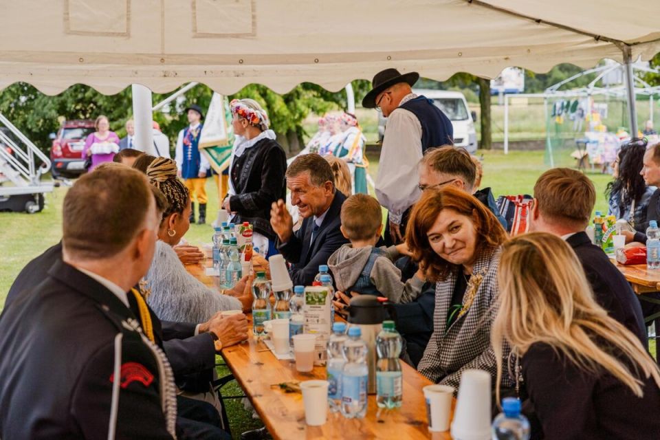 Dożynki 2025 w Śmiłowicach – tradycja i wspólna radość mieszkańców [FOTO] - galeria