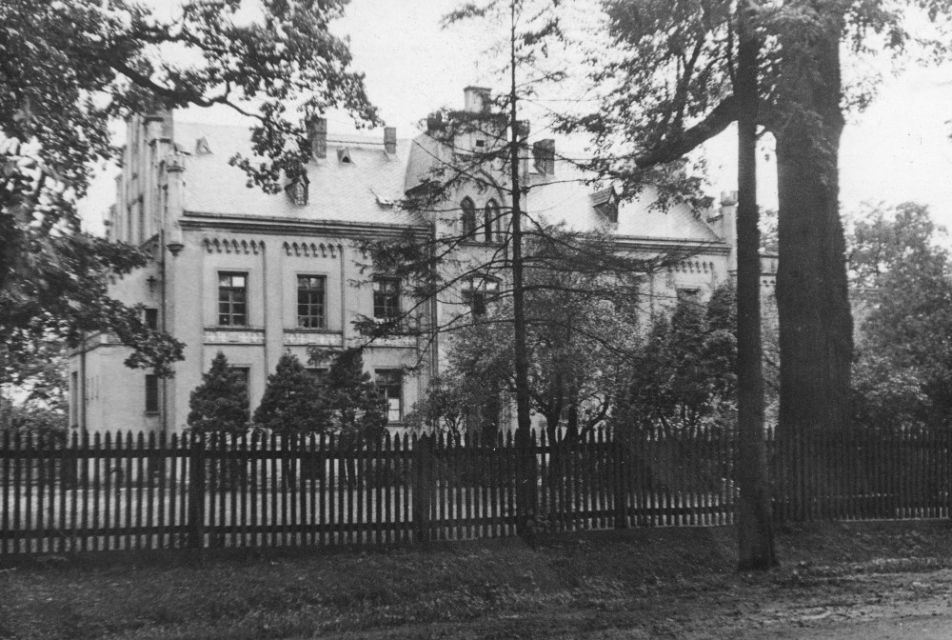 Szpital Joannitów w Pszczynie (1910-1939)/fot. NAC