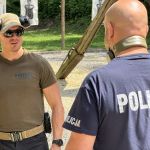 Rudzcy policjanci doskonalą umiejętności strzeleckie w trudnych warunkach - galeria