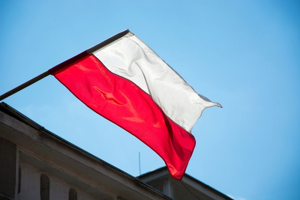 Drugiego maja w Polsce obchodzimy Dzień Flagi - galeria