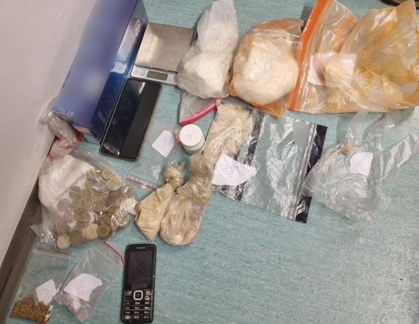 Świętochłowice: Areszt za posiadanie blisko kilograma narkotyków - galeria