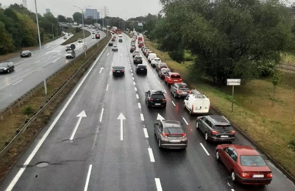 Katowice w objęciach korków: Rozbiórka wiaduktów i zmiany w ruchu - galeria