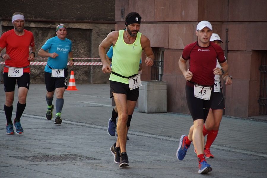 W Rudzie Śląskiej dobiegł końca XXII Międzynarodowy Bieg 12-godzinny - galeria