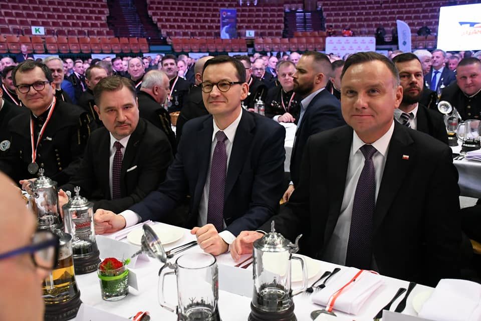 Andrzej Duda i Mateusz Morawiecki wzięli w sobotę udział w Karczmie Piwnej NSZZ "Solidarność". - galeria