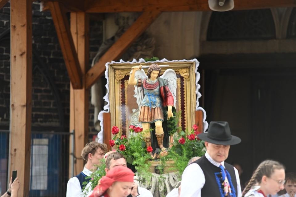 Świętochłowice: Tradycyjna procesja Bożego Ciała przeszła ulicami Lipin [ZDJĘCIA] - galeria