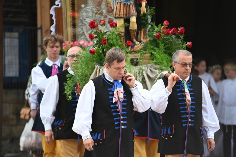 Świętochłowice: Tradycyjna procesja Bożego Ciała przeszła ulicami Lipin [ZDJĘCIA] - galeria