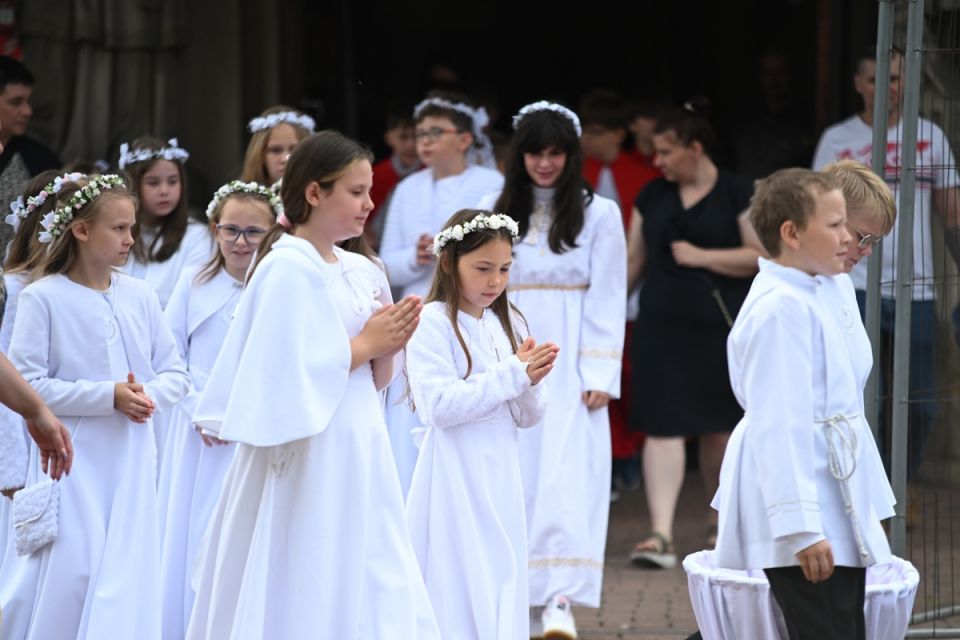 Świętochłowice: Tradycyjna procesja Bożego Ciała przeszła ulicami Lipin [ZDJĘCIA] - galeria