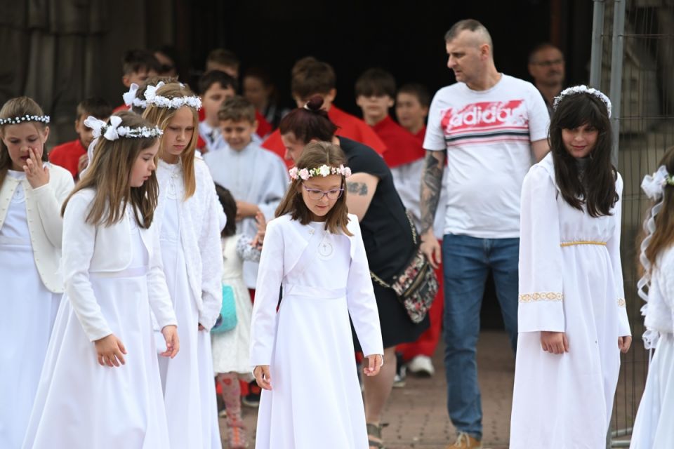 Świętochłowice: Tradycyjna procesja Bożego Ciała przeszła ulicami Lipin [ZDJĘCIA] - galeria