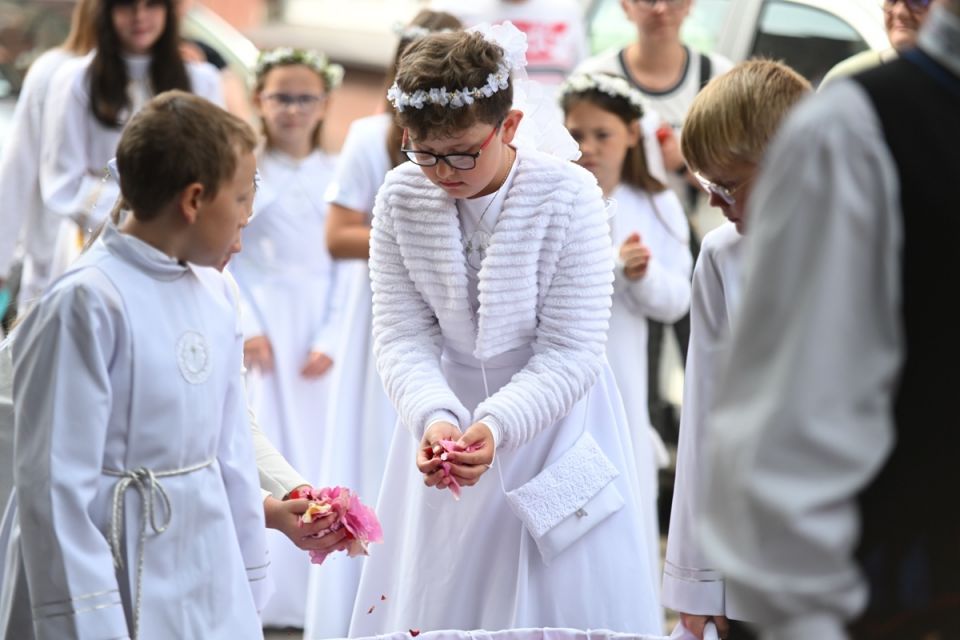 Świętochłowice: Tradycyjna procesja Bożego Ciała przeszła ulicami Lipin [ZDJĘCIA] - galeria