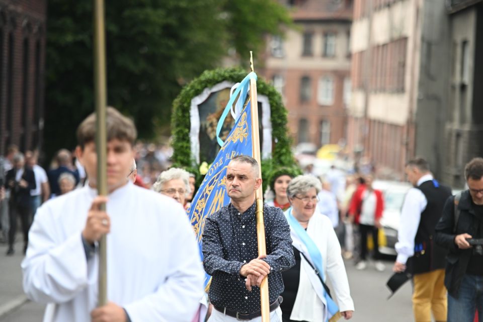 Świętochłowice: Tradycyjna procesja Bożego Ciała przeszła ulicami Lipin [ZDJĘCIA] - galeria