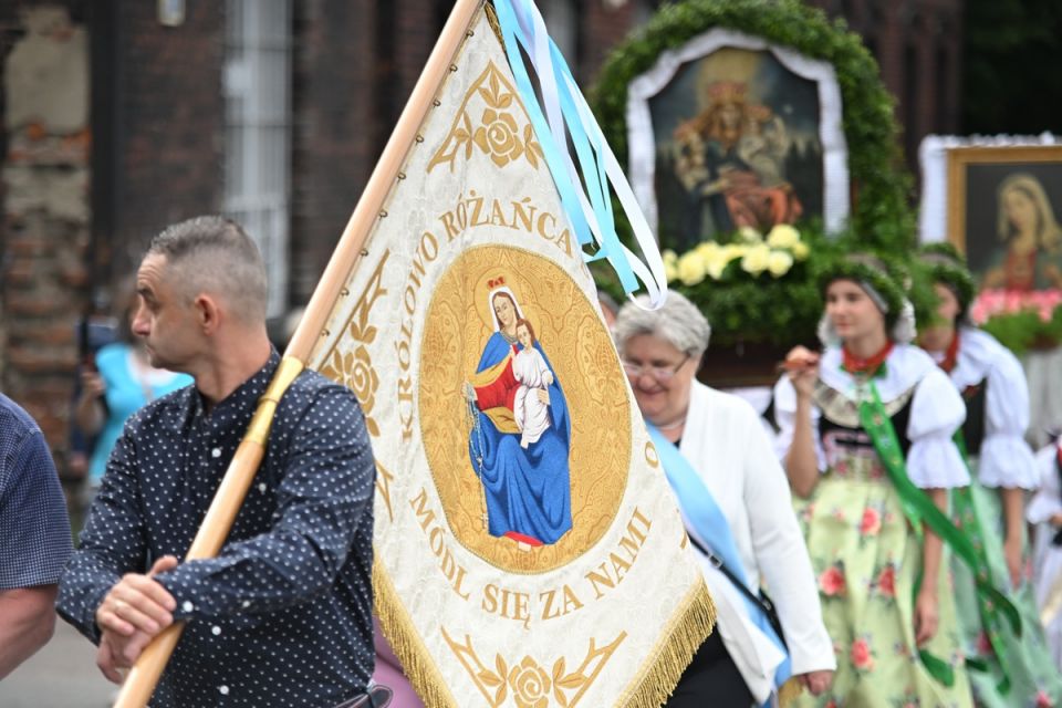 Świętochłowice: Tradycyjna procesja Bożego Ciała przeszła ulicami Lipin [ZDJĘCIA] - galeria