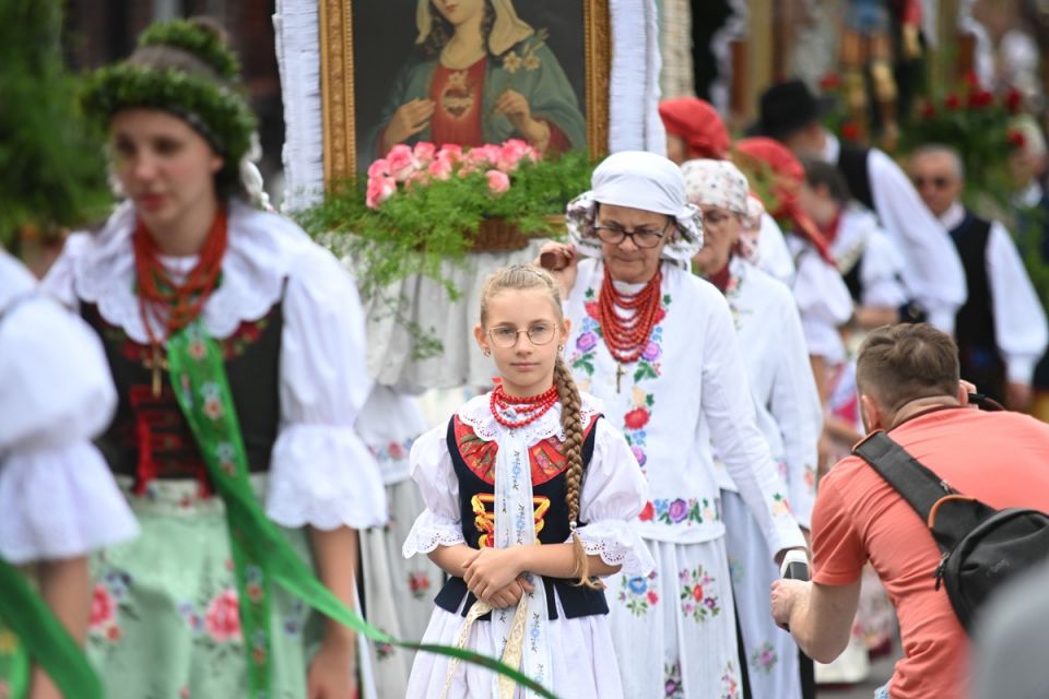 Świętochłowice: Tradycyjna procesja Bożego Ciała przeszła ulicami Lipin [ZDJĘCIA] - galeria