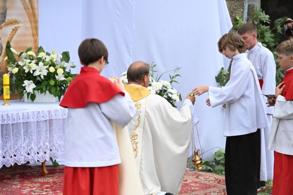 Świętochłowice: Tradycyjna procesja Bożego Ciała przeszła ulicami Lipin [ZDJĘCIA] - galeria