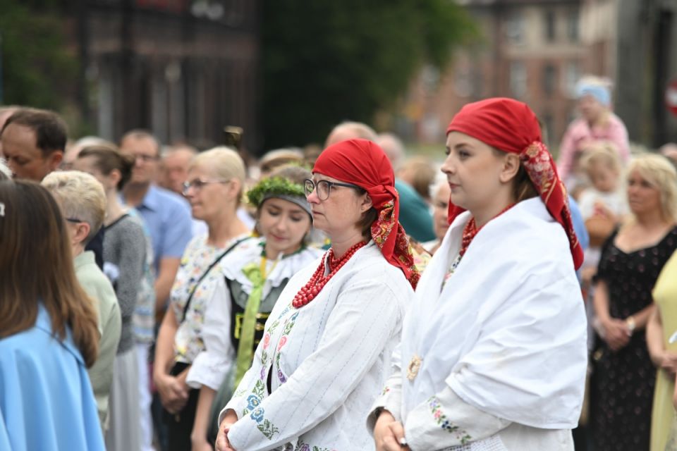 Świętochłowice: Tradycyjna procesja Bożego Ciała przeszła ulicami Lipin [ZDJĘCIA] - galeria