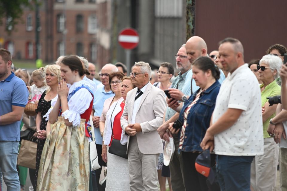 Świętochłowice: Tradycyjna procesja Bożego Ciała przeszła ulicami Lipin [ZDJĘCIA] - galeria