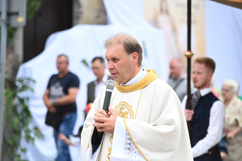 Świętochłowice: Tradycyjna procesja Bożego Ciała przeszła ulicami Lipin [ZDJĘCIA] - galeria