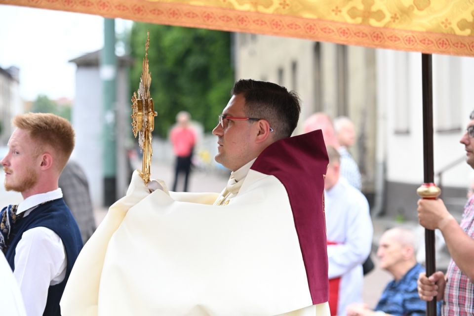 Świętochłowice: Tradycyjna procesja Bożego Ciała przeszła ulicami Lipin [ZDJĘCIA] - galeria