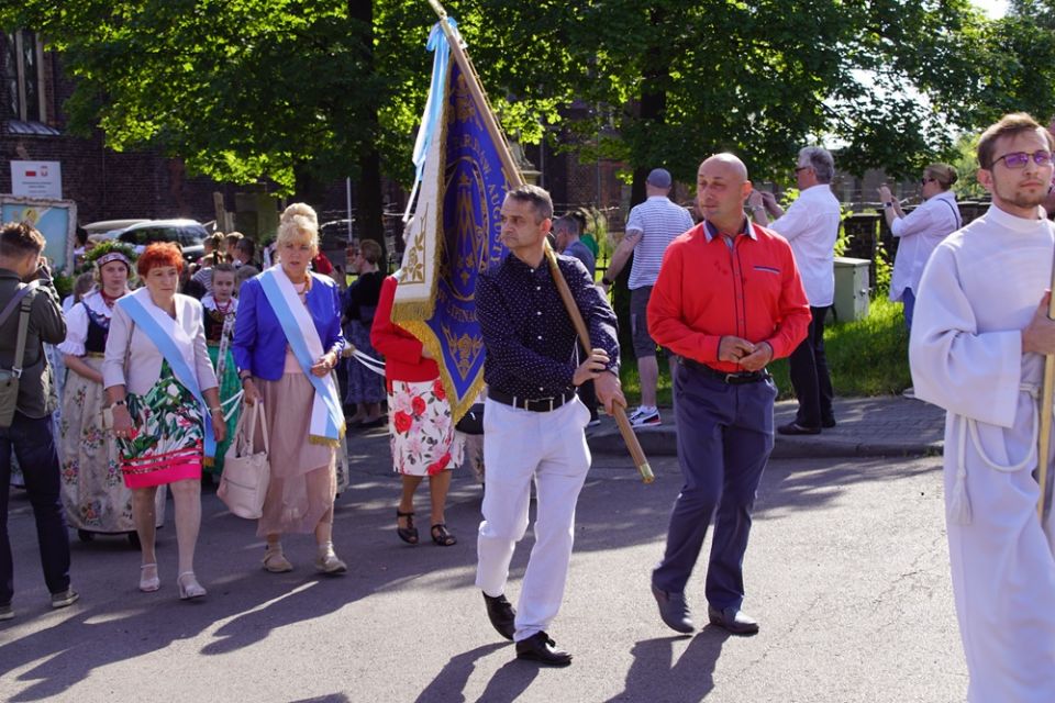 Świętochłowice: Tradycyjna procesja Bożego Ciała przeszła ulicami Lipin [ZDJĘCIA] - galeria
