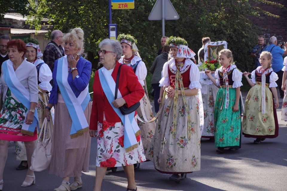 Świętochłowice: Tradycyjna procesja Bożego Ciała przeszła ulicami Lipin [ZDJĘCIA] - galeria